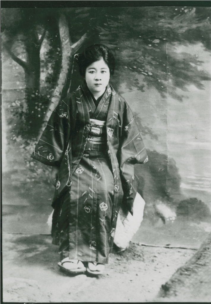 林  芙美子